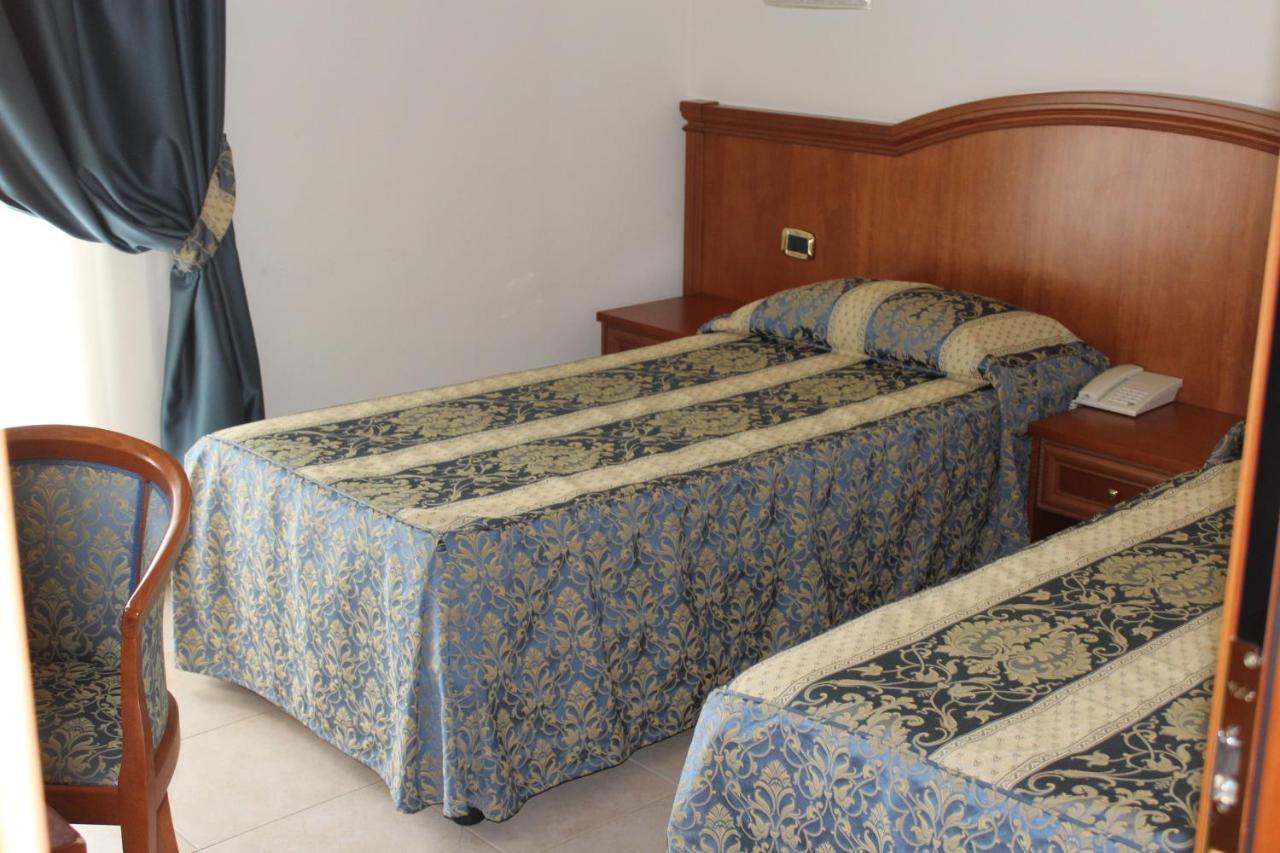 Hotel Concorde Sant'Egidio alla Vibrata Eksteriør billede