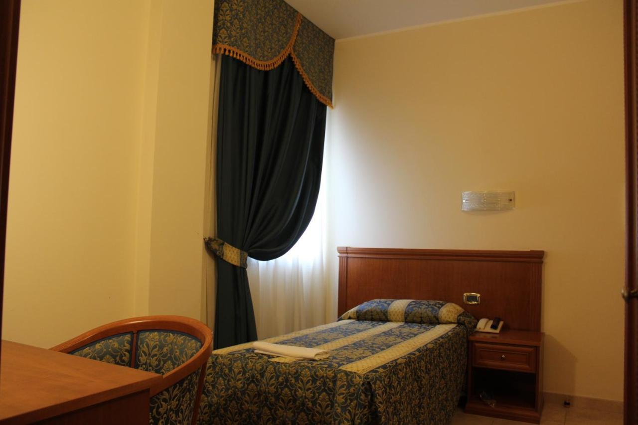 Hotel Concorde Sant'Egidio alla Vibrata Eksteriør billede