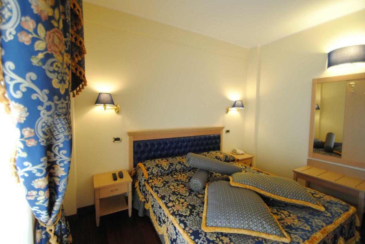 Hotel Concorde Sant'Egidio alla Vibrata Eksteriør billede